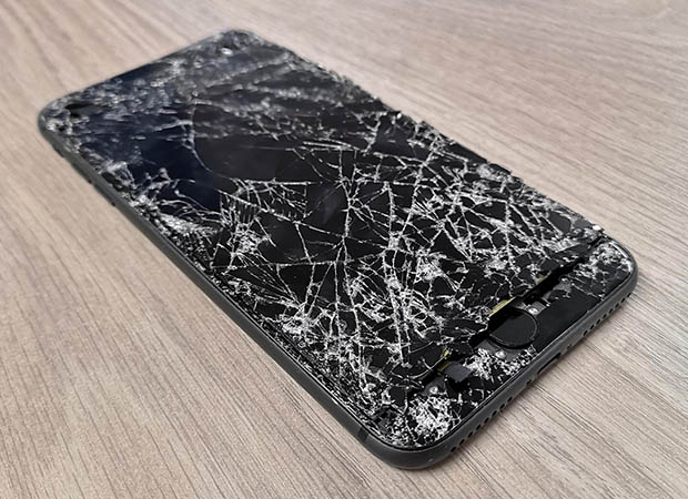 Severely damaged iPhone 8 Plus