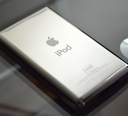 Apple iPod device
